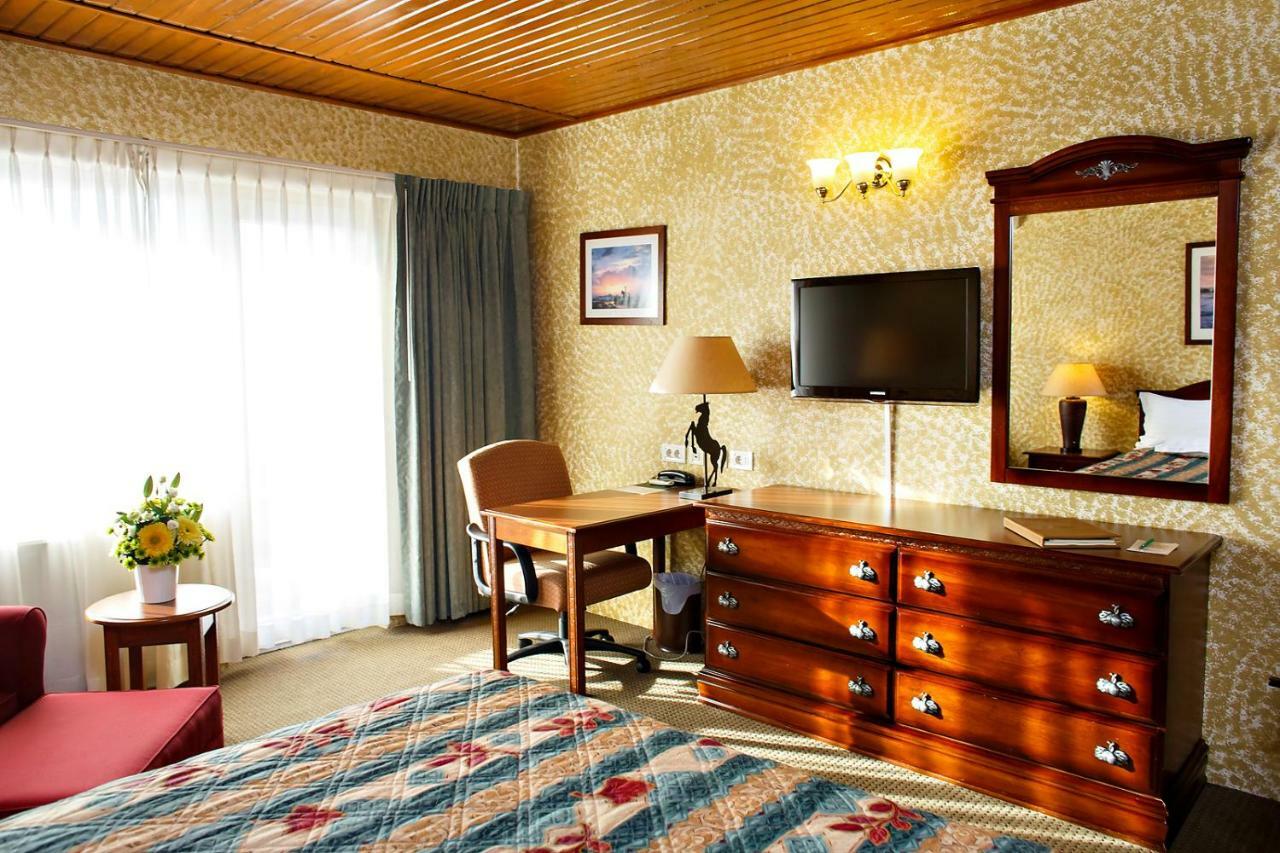 Hotel Little Texas Iasi Exterior foto