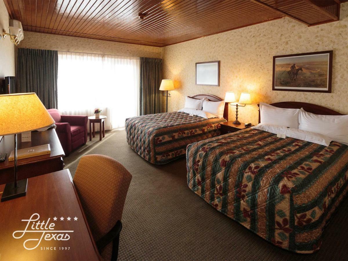 Hotel Little Texas Iasi Exterior foto